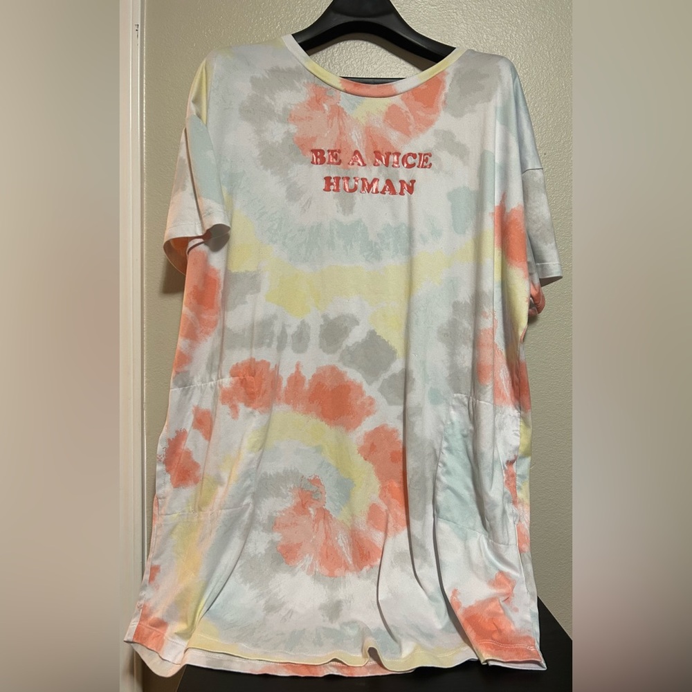 🔥Secret treasures PJ’s one piece w/ pockets pastel tie dye- size l/xl